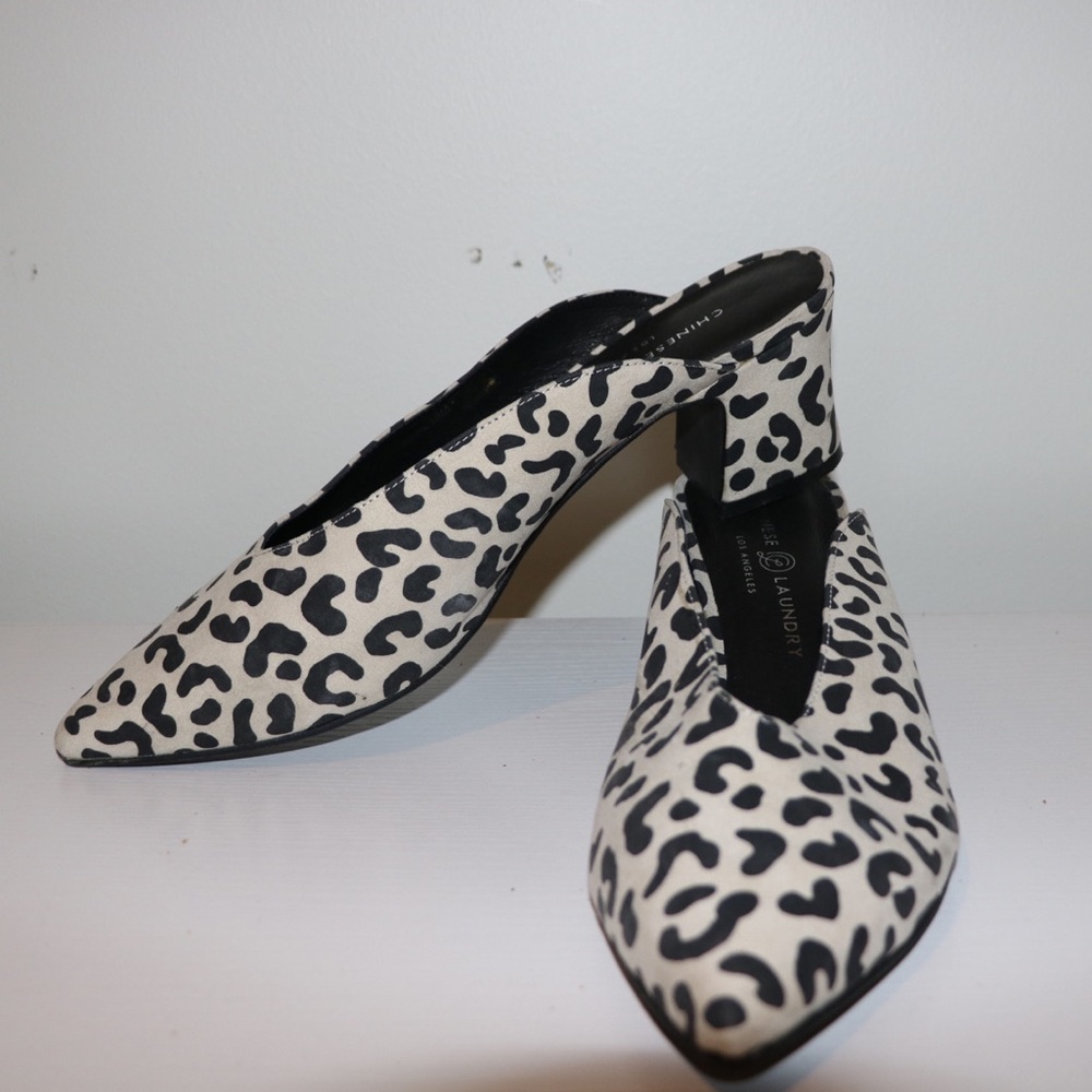 Cow pattern flats